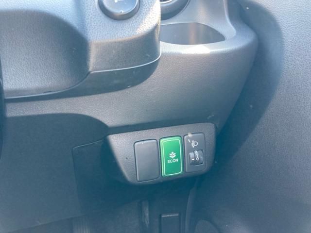 HONDA FIT 2012 Image 31