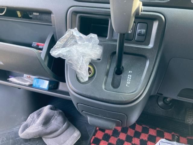 TOYOTA PIXIS VAN 2014 Image 31