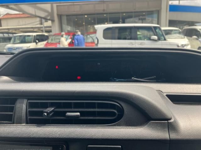 TOYOTA AQUA 2012 Image 31