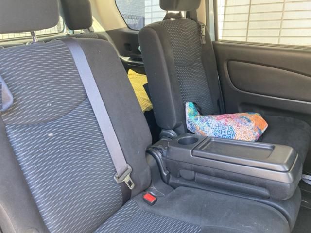 NISSAN SERENA  S-HYBRID 2013 Image 31