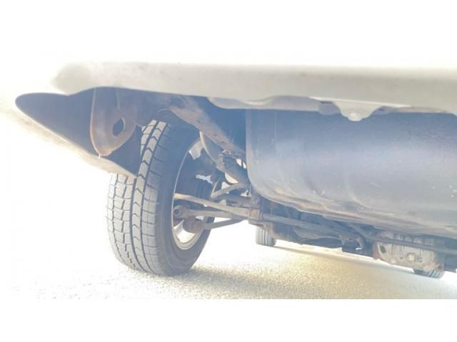 NISSAN SUNNY SEDAN 4WD 2003 Image 31