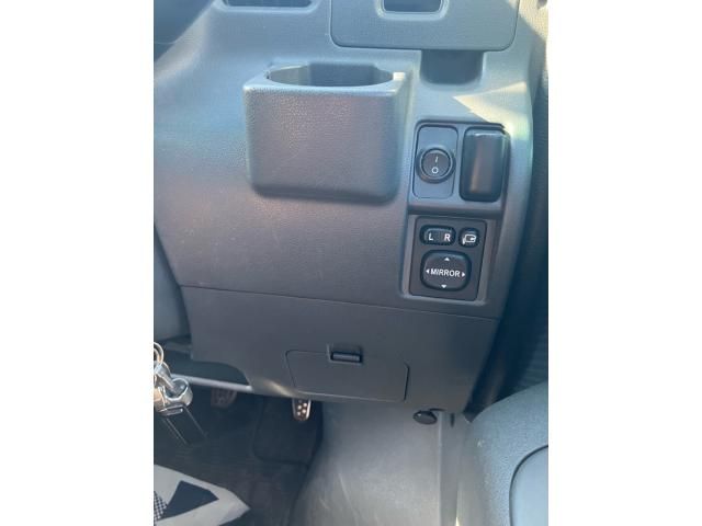 DAIHATSU HIJET CARGO 2013 Image 31