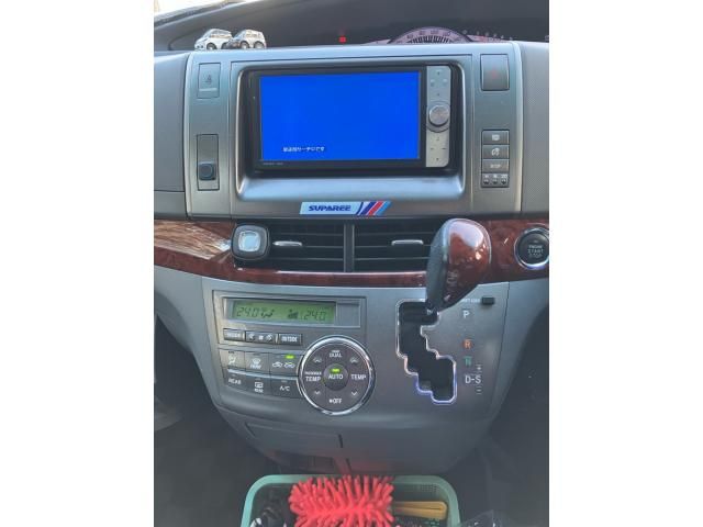 TOYOTA ESTIMA  4WD 2011 Image 31