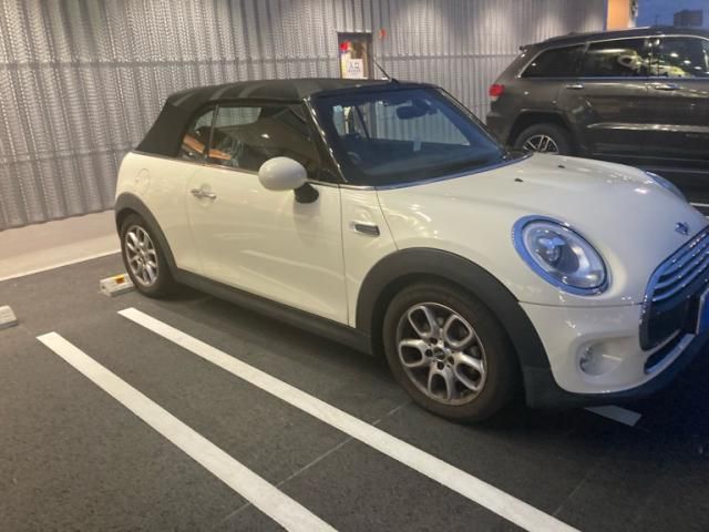 BMW MINI COOPER OPEN 2017 Image 31