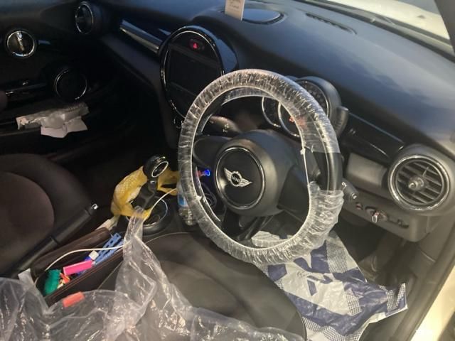 BMW MINI COOPER OPEN 2017 Image 31