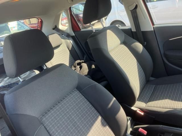 VOLKSWAGEN POLO 2014 Image 31
