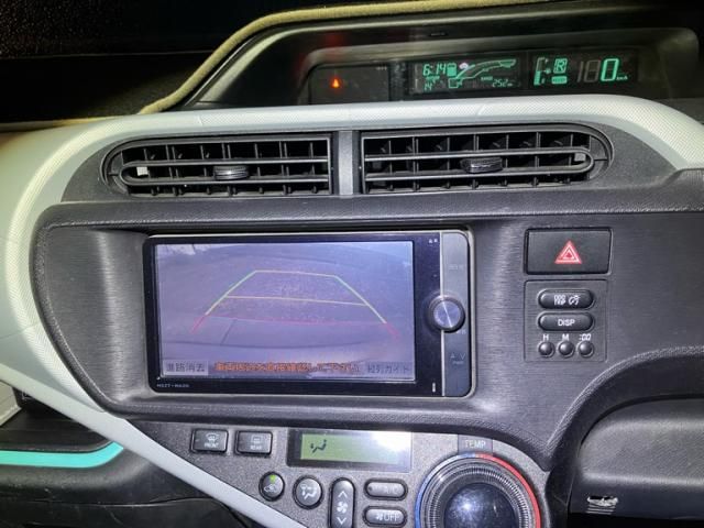 TOYOTA AQUA 2012 Image 31