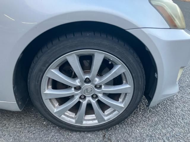 TOYOTA LEXUS IS250 2005 Image 31