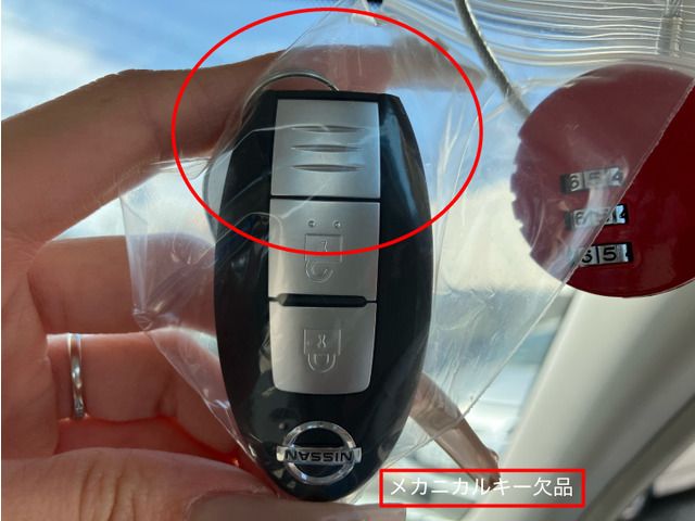 NISSAN MARCH 2011 Image 31