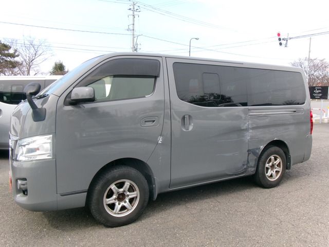 NISSAN NV350 CARAVAN 4WD 2016 Image 31