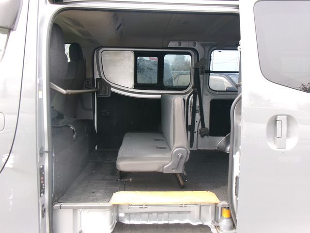 NISSAN NV350 CARAVAN 4WD 2016 Image 31