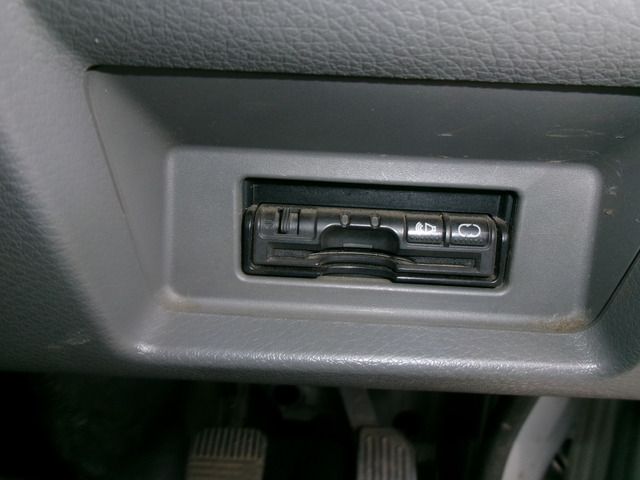 NISSAN NV350 CARAVAN 4WD 2016 Image 31