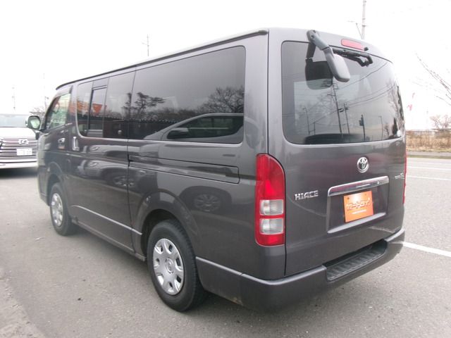 TOYOTA HIACE VAN 4WD 2013 Image 31