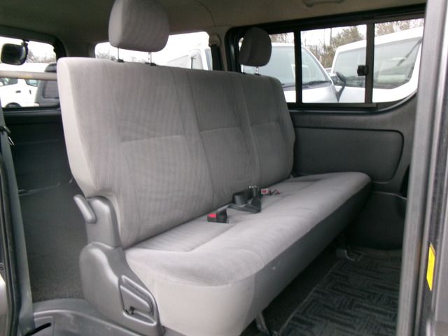 TOYOTA HIACE VAN 4WD 2013 Image 31