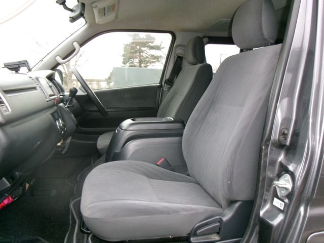 TOYOTA HIACE VAN 4WD 2013 Image 31