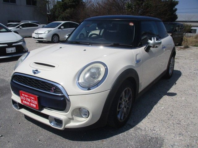 BMW MINI COOPER S 2015 Image 31