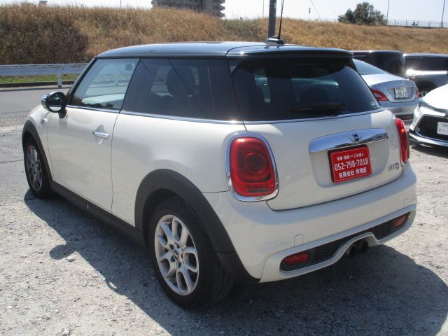 BMW MINI COOPER S 2015 Image 31