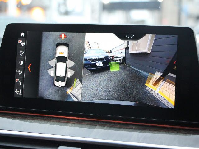 BMW 5SERIES SEDAN 2017 Image 31