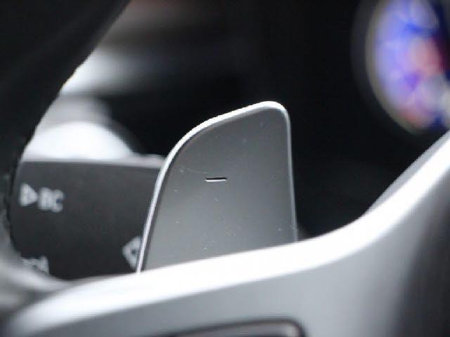 BMW 5SERIES SEDAN 2017 Image 31