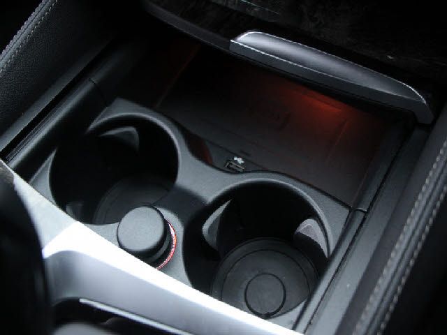 BMW 5SERIES SEDAN 2017 Image 31