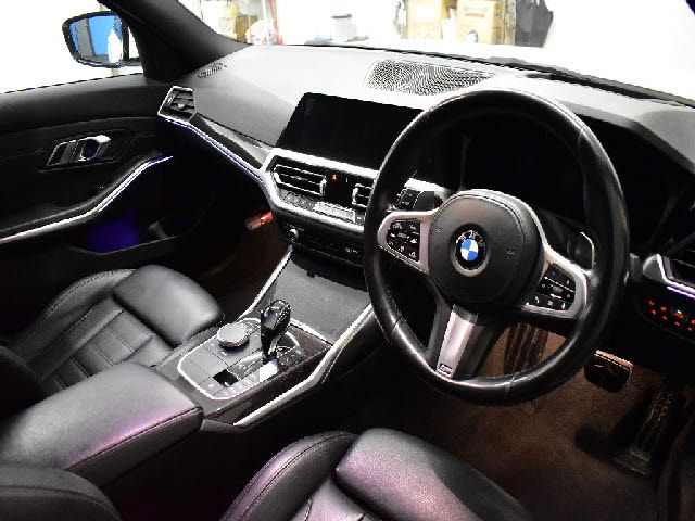 BMW 3SERIES SEDAN 2019 Image 31