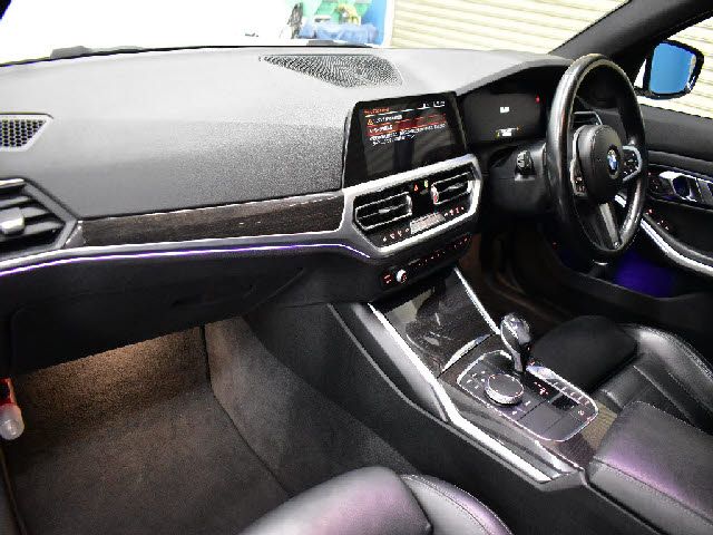 BMW 3SERIES SEDAN 2019 Image 31