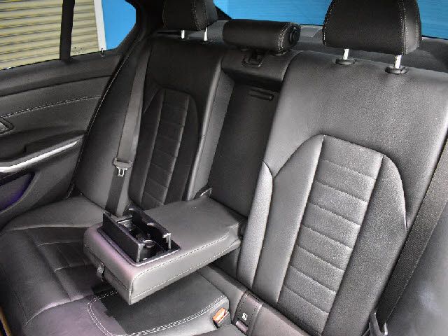 BMW 3SERIES SEDAN 2019 Image 31