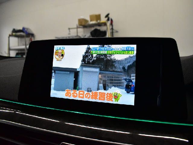 BMW 5SERIES TOURING 2018 Image 31