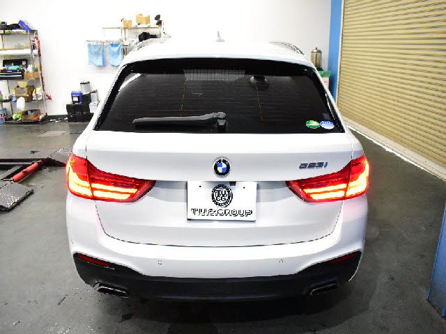 BMW 5SERIES TOURING 2018 Image 31