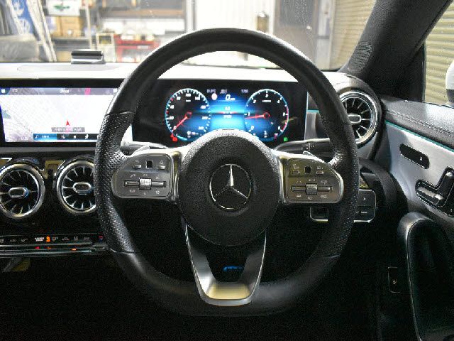 MERCEDES BENZ CLA CL 2019 Image 31