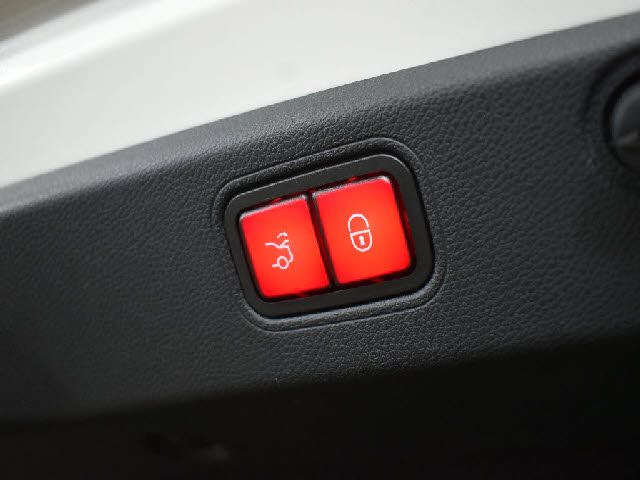 MERCEDES BENZ CLS CL 2020 Image 31