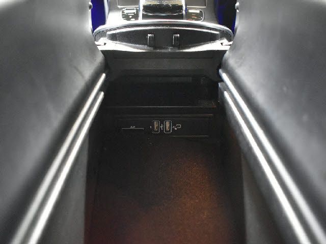 MERCEDES BENZ MERCEDES AMG C STATI 2019 Image 31