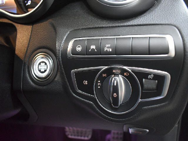 MERCEDES BENZ C CLAS 2019 Image 31