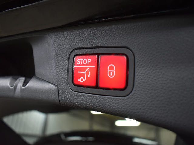 MERCEDES BENZ C CLAS 2019 Image 31