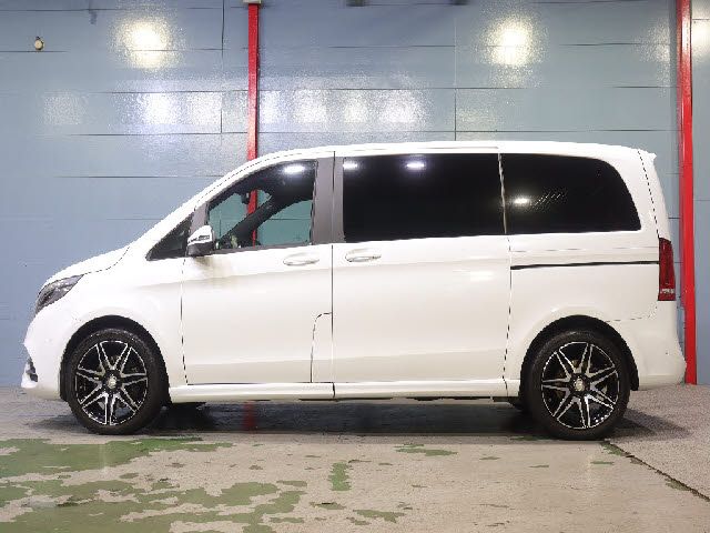 MERCEDES BENZ V CLAS 2018 Image 31
