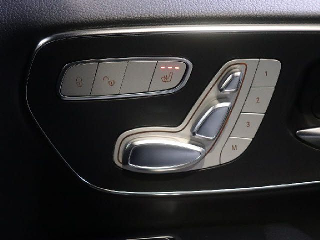 MERCEDES BENZ V CLAS 2018 Image 31