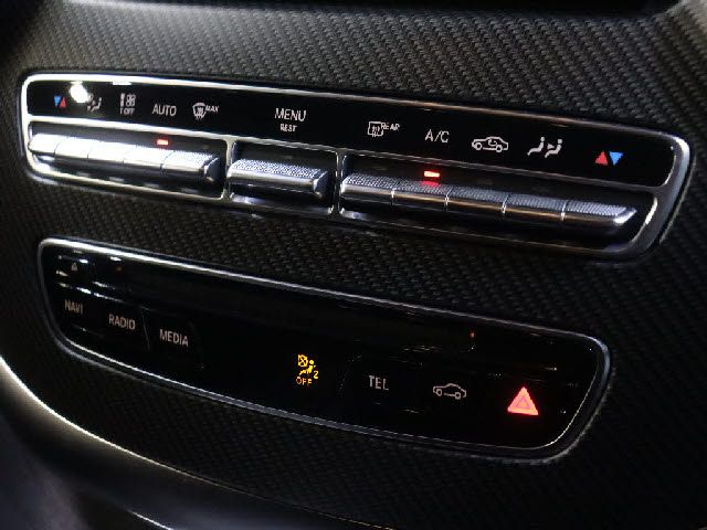 MERCEDES BENZ V CLAS 2018 Image 31