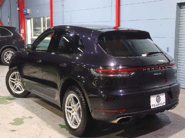 PORSCHE MACAN 2019 Image 31