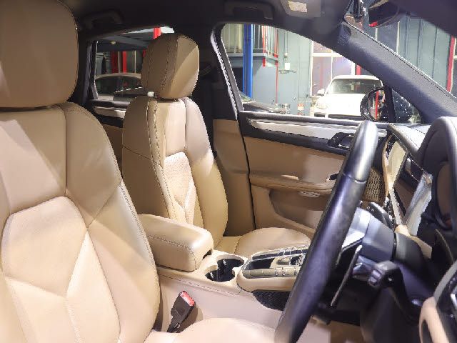 PORSCHE MACAN 2019 Image 31
