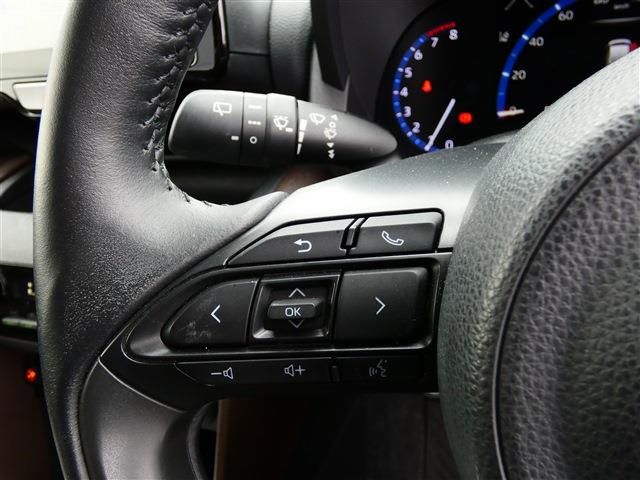 TOYOTA YARIS CROSS 2021 Image 31