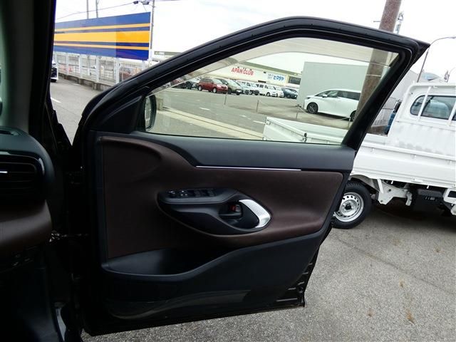 TOYOTA YARIS CROSS 2021 Image 31