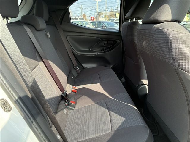 TOYOTA YARIS HYBRID 2023 Image 31