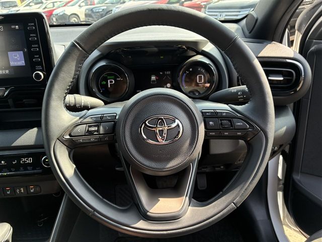 TOYOTA YARIS HYBRID 2023 Image 31