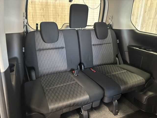 NISSAN SERENA  WG 2022 Image 31