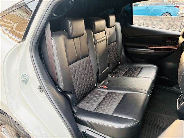 TOYOTA HARRIER HYBRID 2014 Image 31