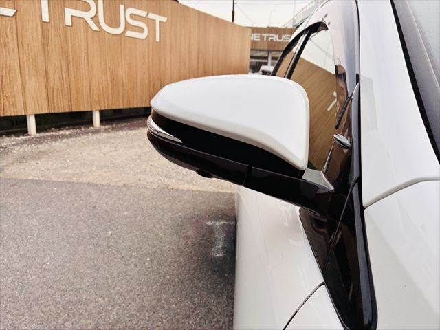 TOYOTA HARRIER HYBRID 2014 Image 31