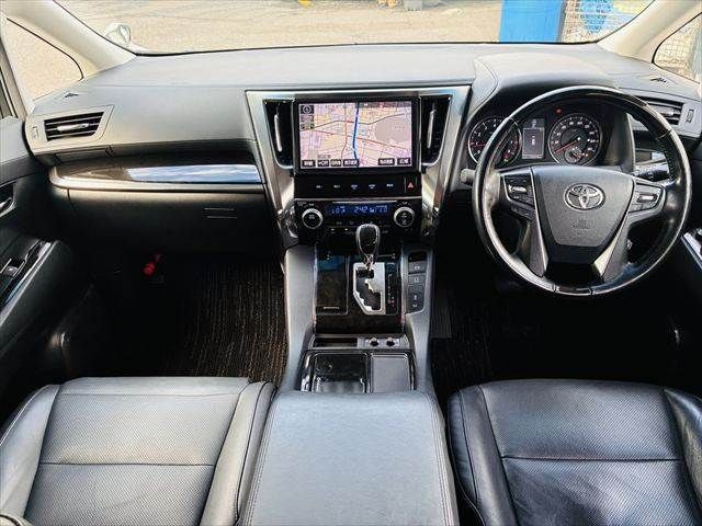 TOYOTA VELLFIRE 2017 Image 31