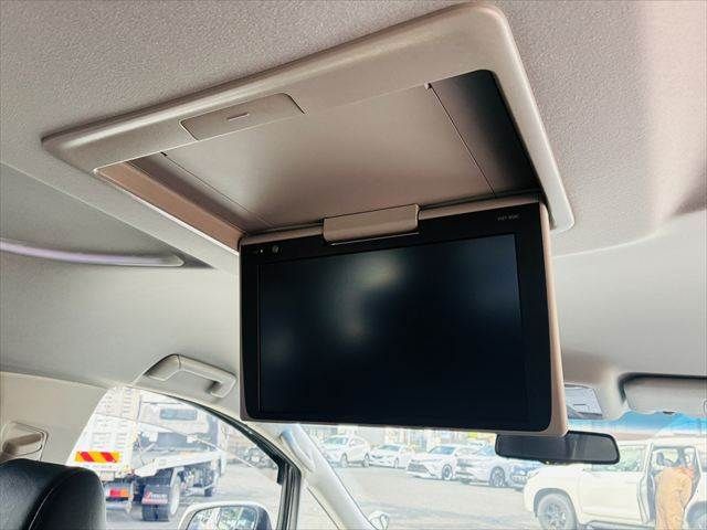 TOYOTA VELLFIRE 2017 Image 31