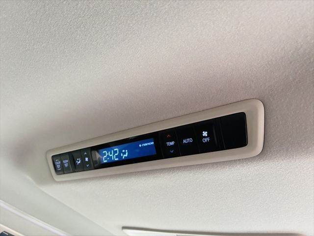 TOYOTA VELLFIRE 2017 Image 31