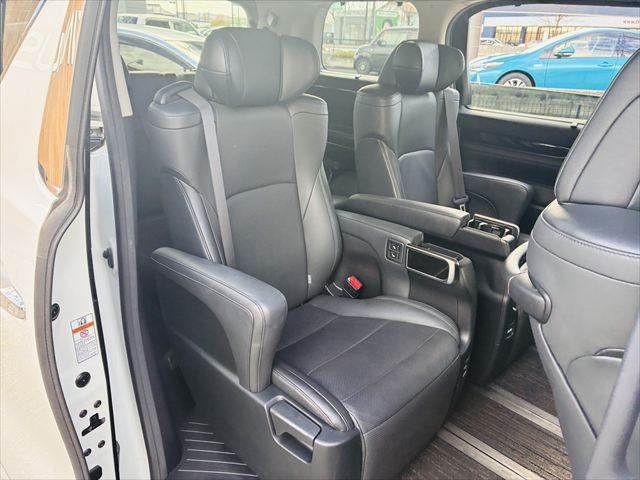 TOYOTA VELLFIRE 2017 Image 31